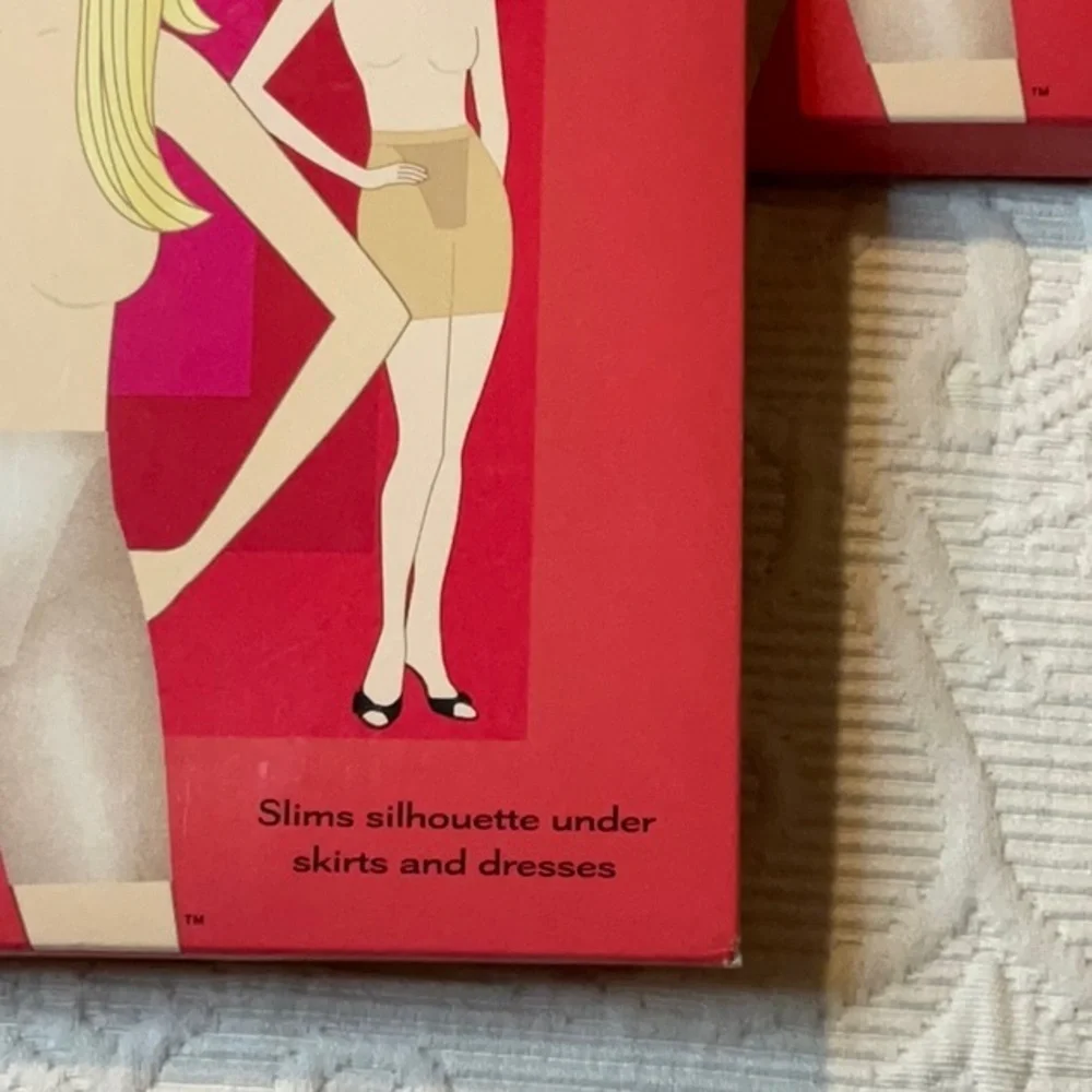 SPANX Super Power Panties in Black. Size B. NIOP. Each.